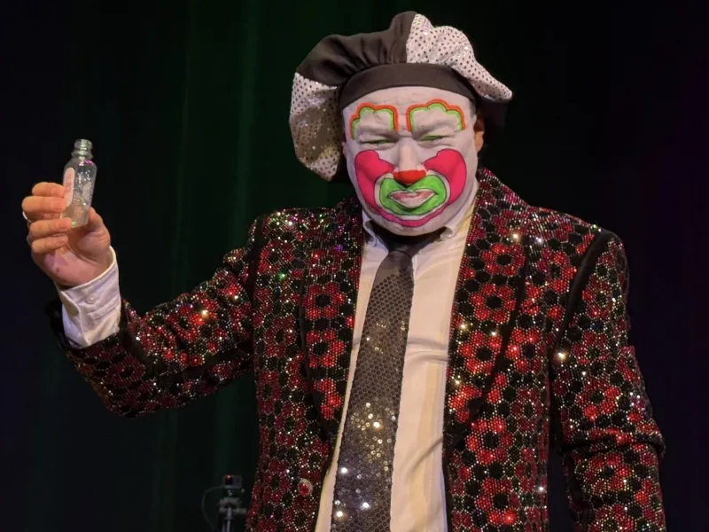 Brincos Dieras tickets